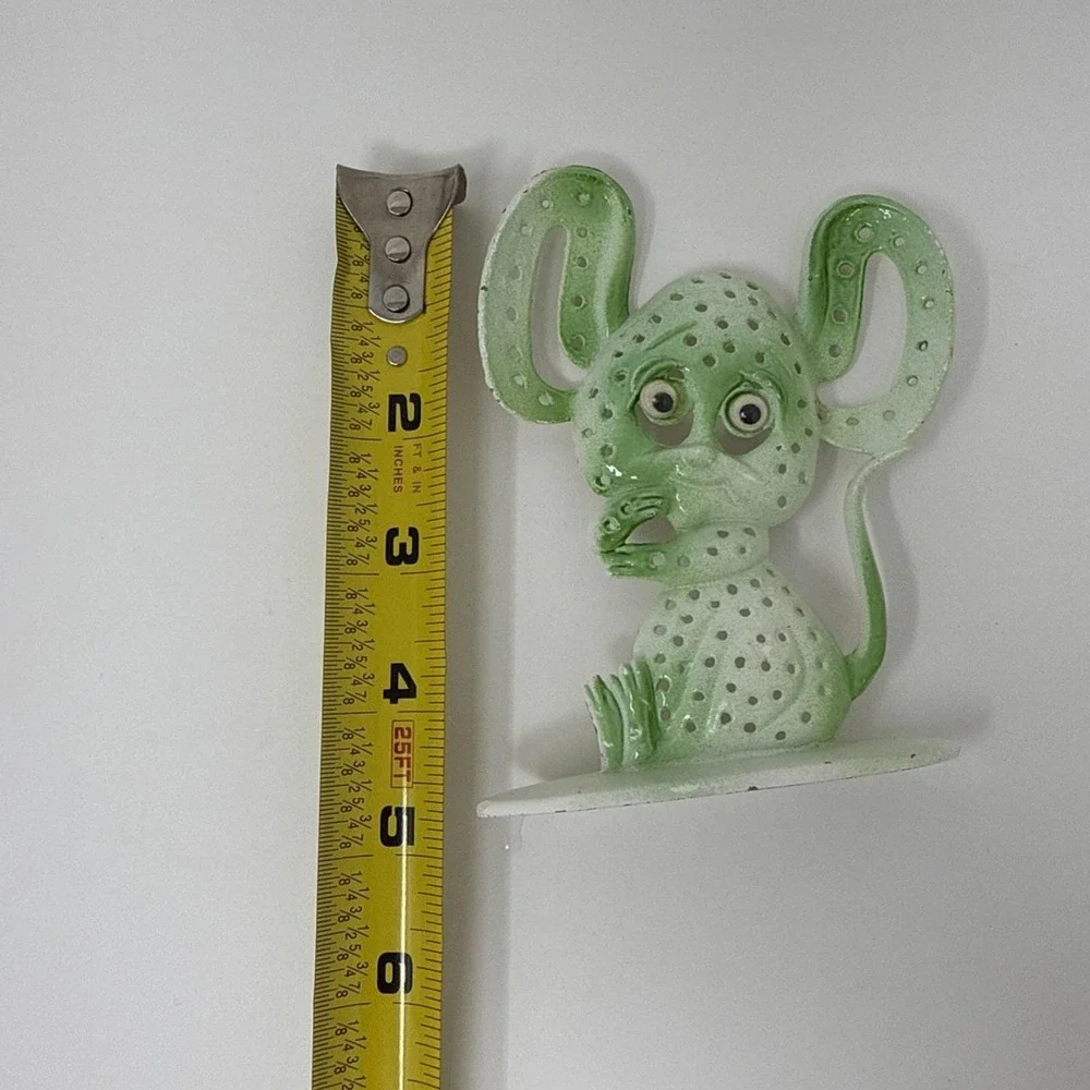 Retro Metal Green MOUSE Shape Earring Holder Google Eyes Revere Mfg USA VTG 70s